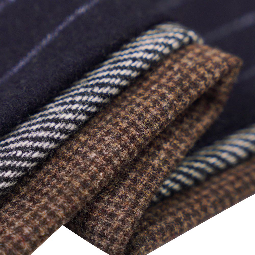 50% صوف، 30% بوليستر، 20% ألياف أخرى، 320 جرام/متر، أبيض فاتح + أسود، نسيج قطني طويل من الفلانيل، ML-C-22104