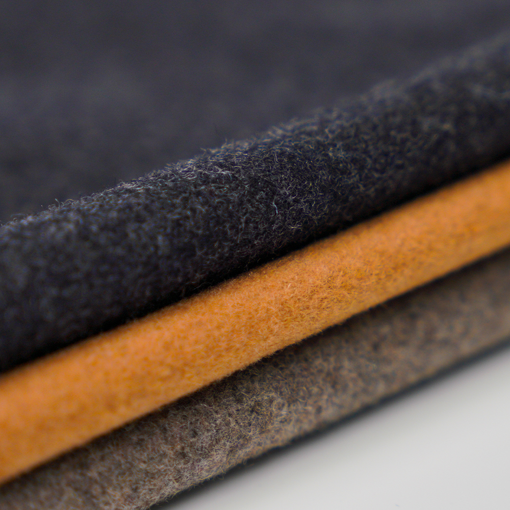 60% صوف، 30% بوليستر، 10% ألياف أخرى، 800 جرام/متر، رمادي داكن، ميلتون ML-90345