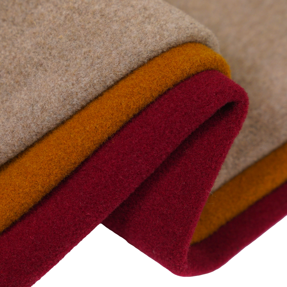 20% صوف، 70% بوليستر، 690 جرام/متر، لون ترابي، قماش وبر، ML-2010384-4